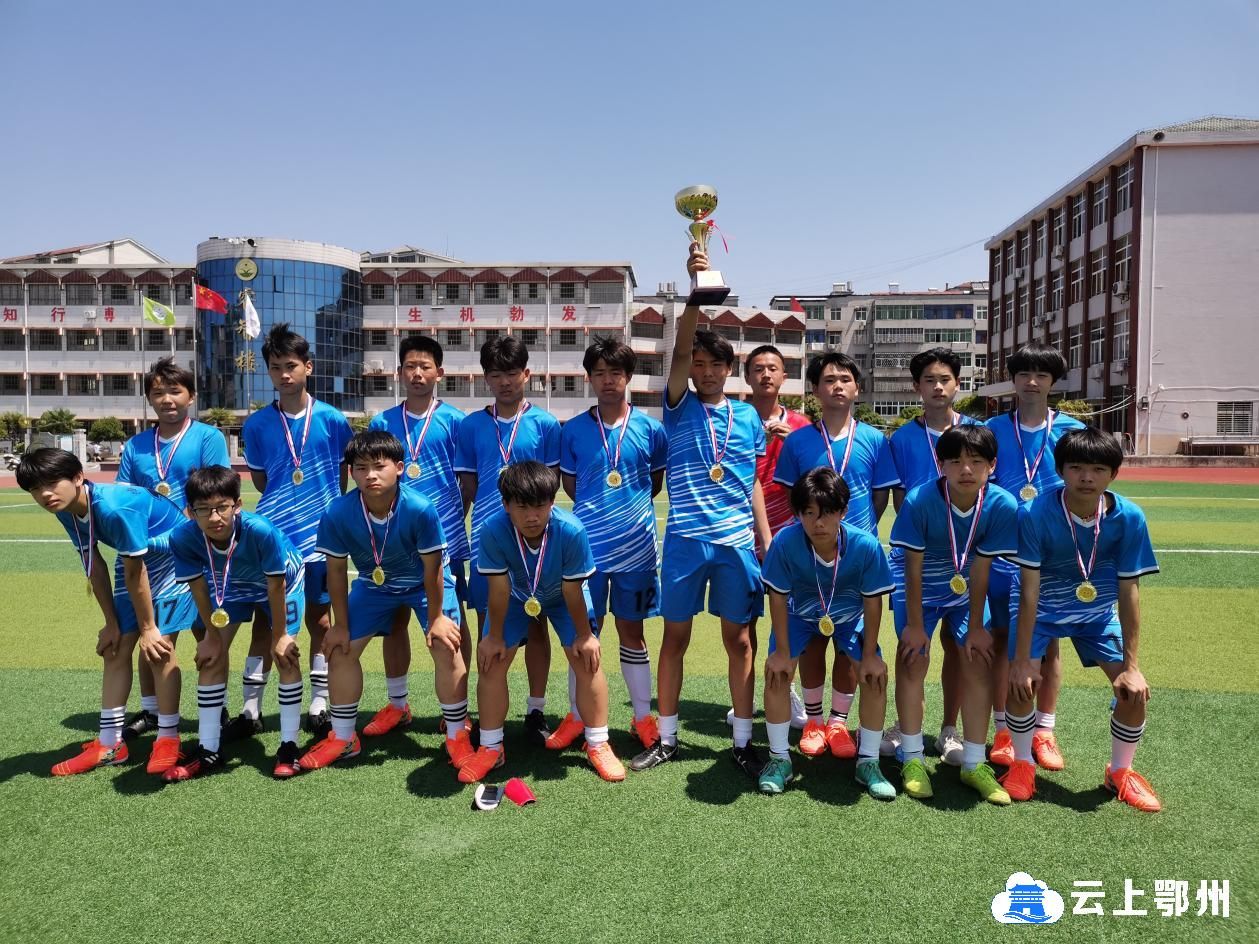 欧战第一轮揭开序幕，赛场激情飞扬