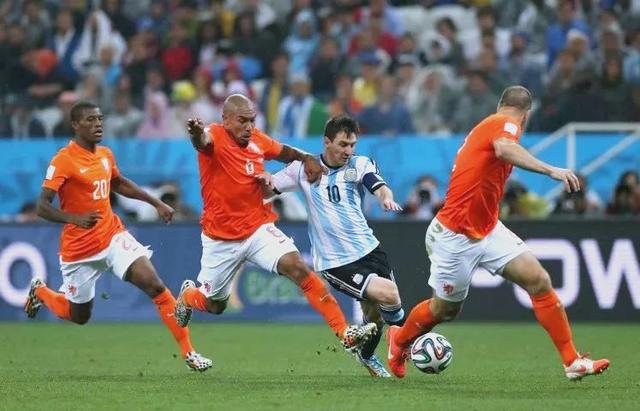 无与伦比!欧洲足球预选赛激发斗志 无与伦比!欧洲足球预选赛激发斗志