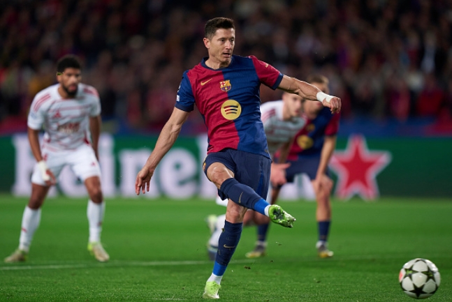 包含欧洲顶级足球比赛将会展开精彩角逐的词条