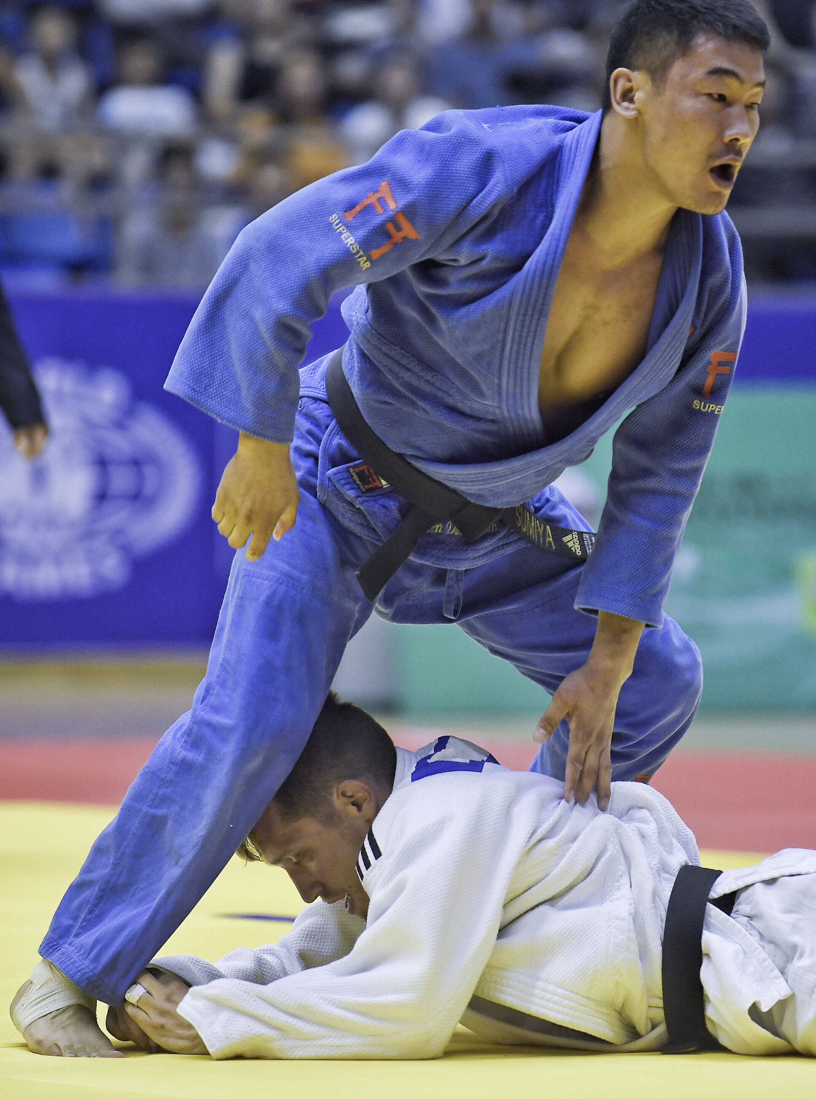 奥克兰代表团在柔道比赛中能进前八