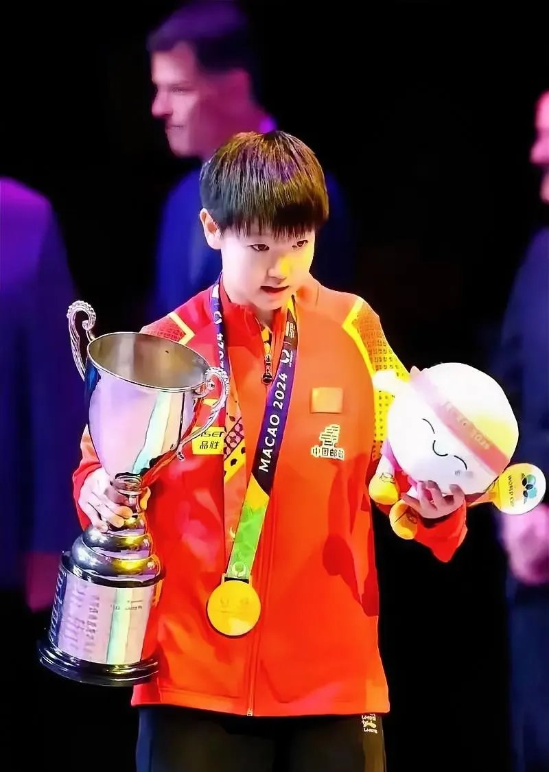 国家队在比赛中斩获佳绩,夺冠 国家队在比赛中斩获佳绩,夺冠