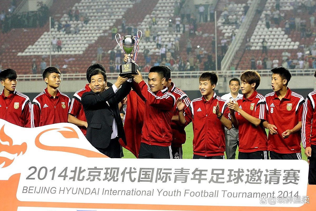 中超强强对话，球员技艺展现风采无限的简单介绍