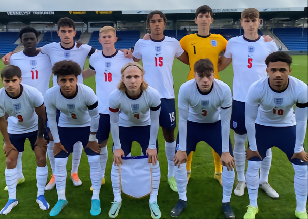 英格兰队青年选拔计划顺利进行