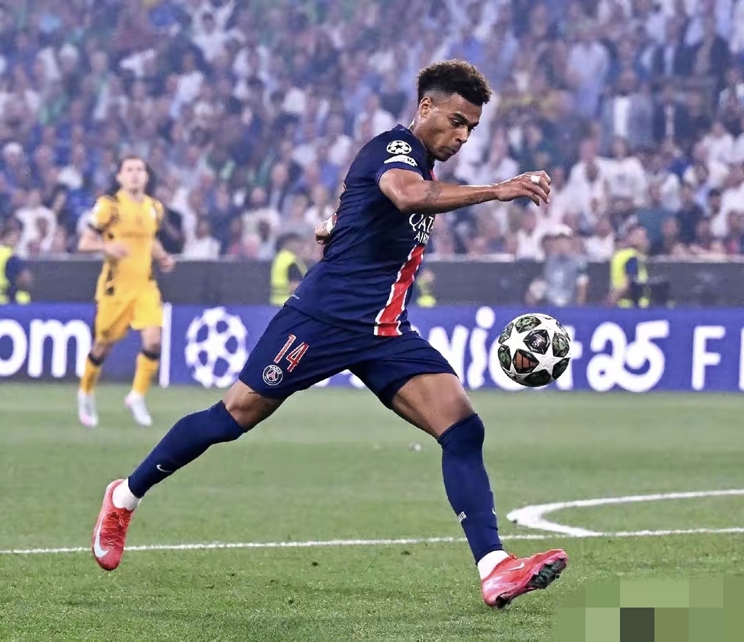 国际米兰绝杀巴黎，拉什福德点燃赛场的简单介绍