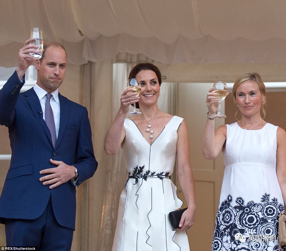 包含英国乒乓球队完胜波兰乒乓球队,王皓制霸全场的词条 包含英国乒乓球队完胜波兰乒乓球队,王皓制霸全场的词条