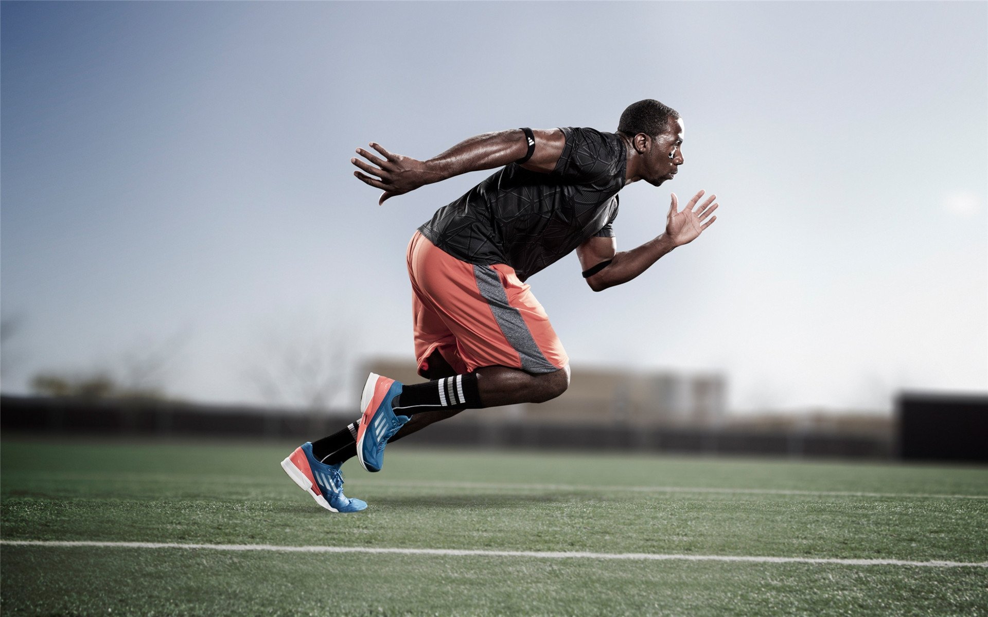 铁血防线铸就传奇之夜,范戴克一锤定音,AC米兰防守艺术锁死苏格兰狂潮